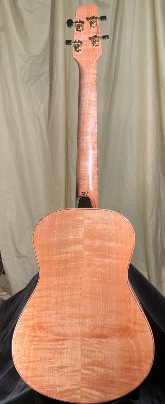 laughlin baritone ukulele